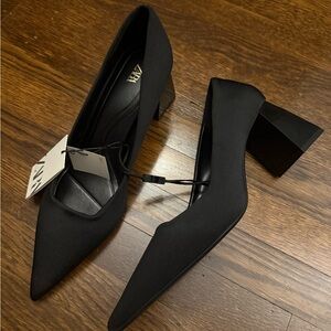 Zara Black Pointed Block Heels NWT